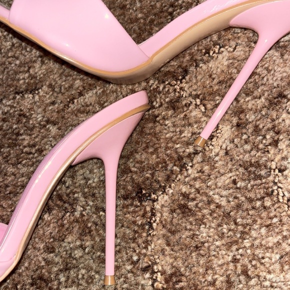 Never worn pretty little thing heels size 8 *sold out online* - Picture 5 of 6